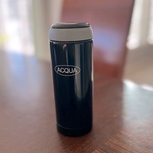 Acqua 8 oz stainless steel double walled travel bottle.